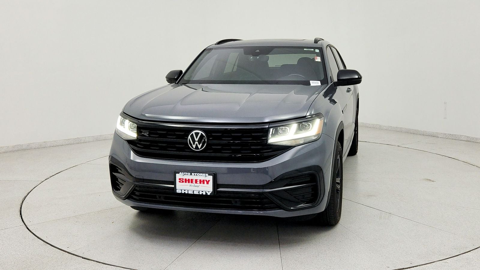 2023 Volkswagen Atlas Cross Sport 2.0T SEL R-Line Black