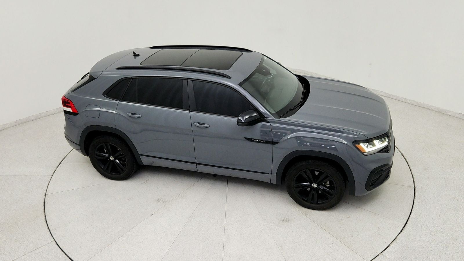 2023 Volkswagen Atlas Cross Sport 2.0T SEL R-Line Black