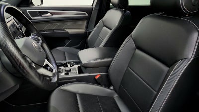 2023 Volkswagen Atlas Cross Sport 2.0T SEL R-Line Black