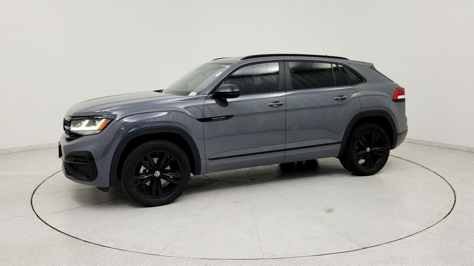 2023 Volkswagen Atlas Cross Sport 2.0T SEL R-Line Black