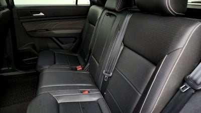2023 Volkswagen Atlas Cross Sport 2.0T SEL R-Line Black