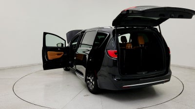 2023 Chrysler Pacifica Hybrid Pinnacle
