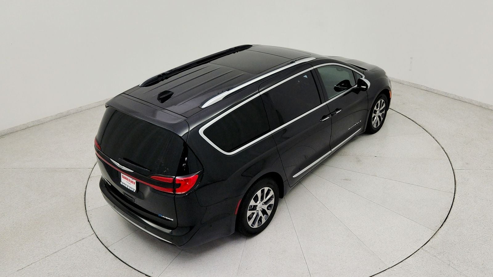 2023 Chrysler Pacifica Hybrid Pinnacle