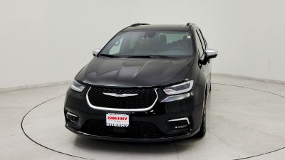2023 Chrysler Pacifica Hybrid Pinnacle
