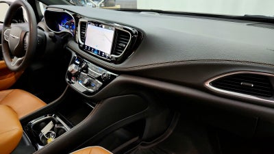 2023 Chrysler Pacifica Hybrid Pinnacle