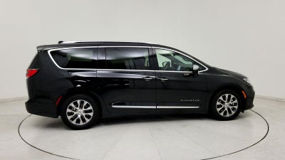 2023 Chrysler Pacifica Hybrid Pinnacle