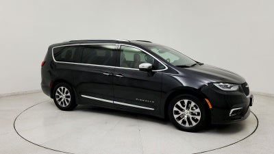 2023 Chrysler Pacifica Hybrid Pinnacle