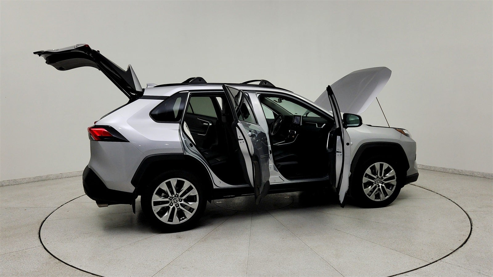 2024 Toyota RAV4 XLE Premium