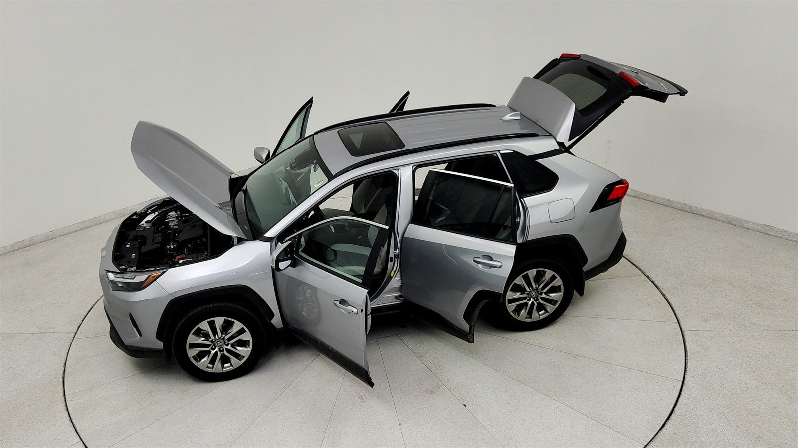 2025 Toyota RAV4 XLE Premium