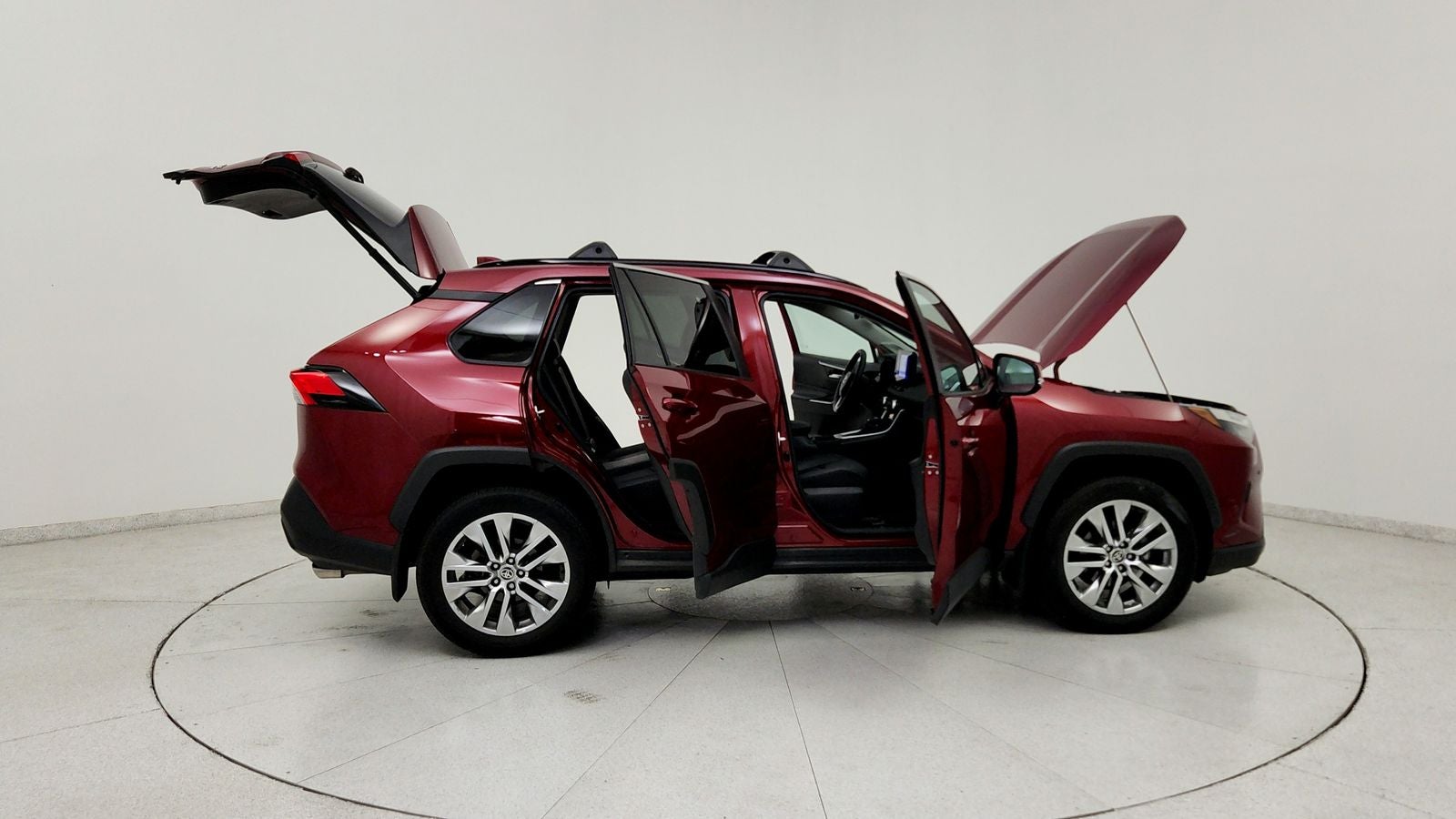 2023 Toyota RAV4 XLE Premium