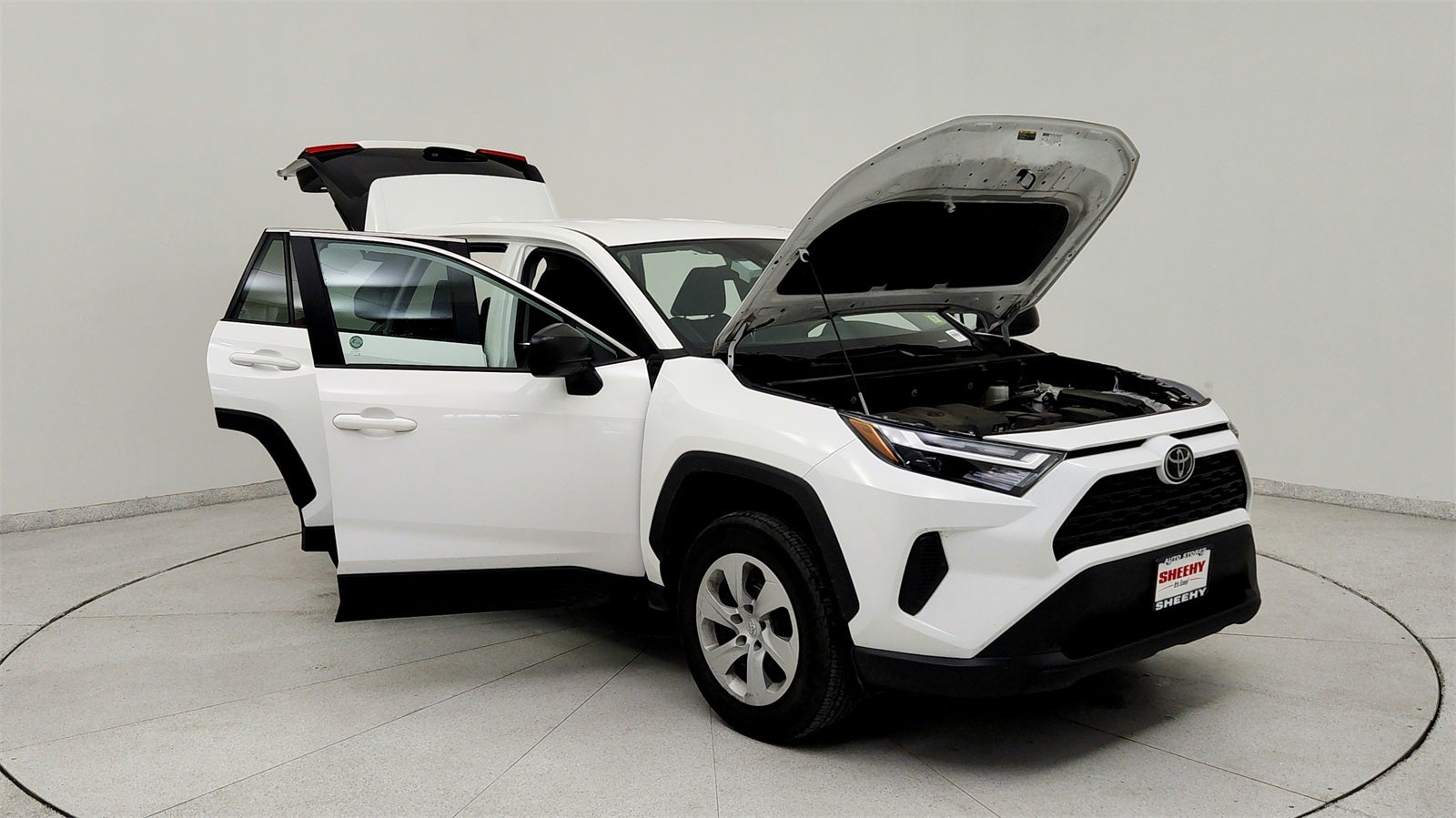 2024 Toyota RAV4 LE