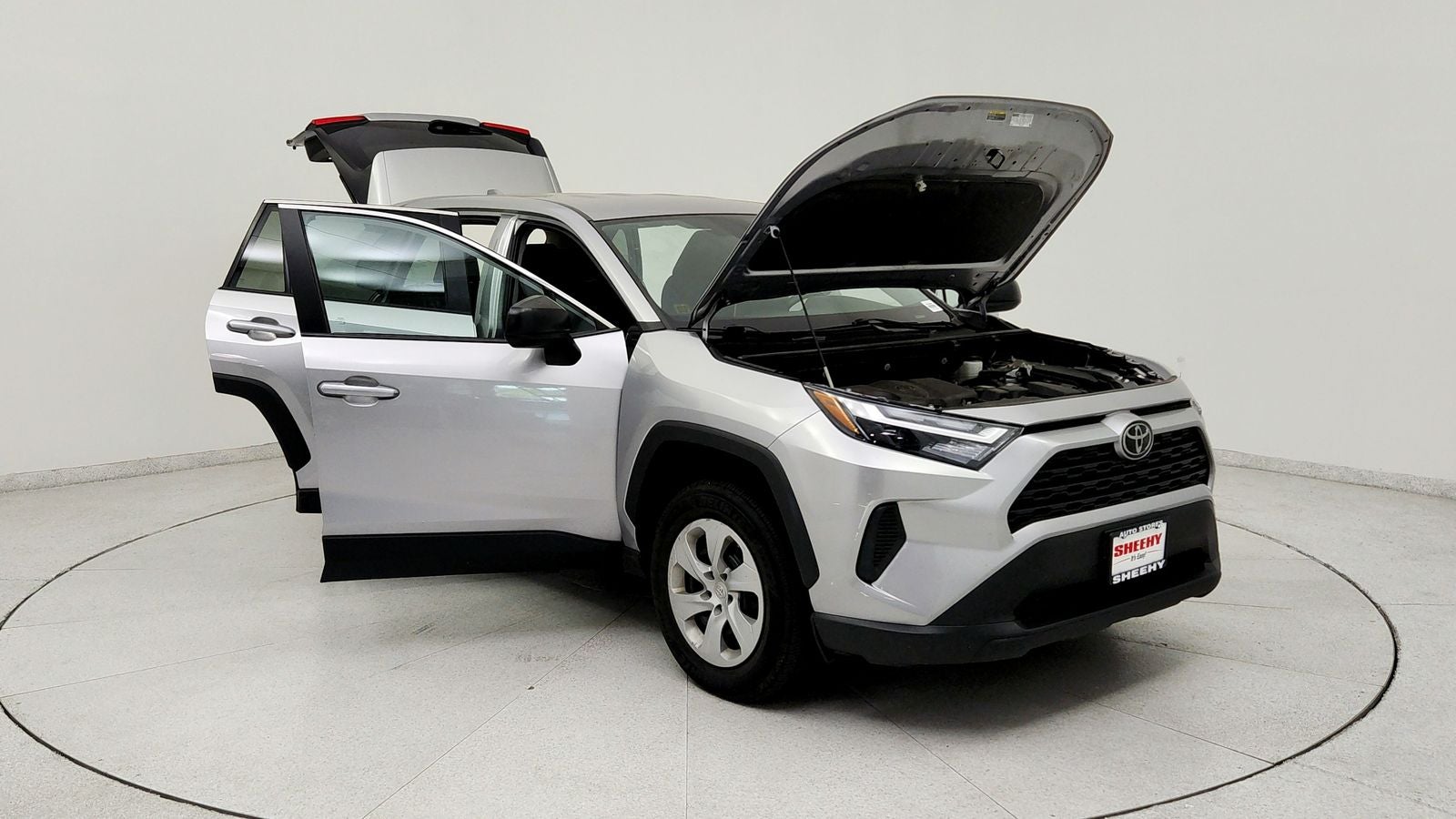 2024 Toyota RAV4 LE