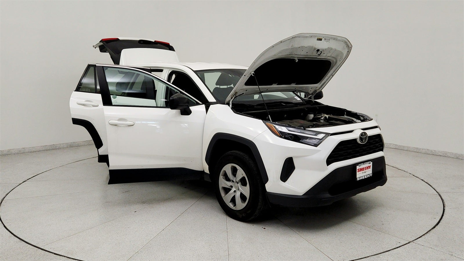 2024 Toyota RAV4 LE