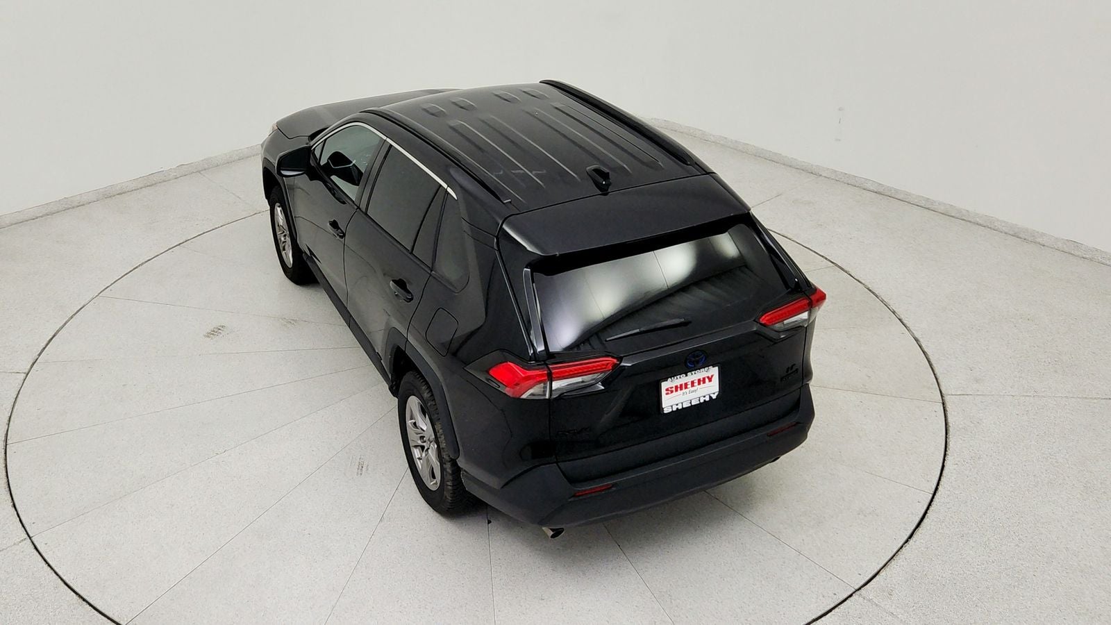 2022 Toyota RAV4 Hybrid LE