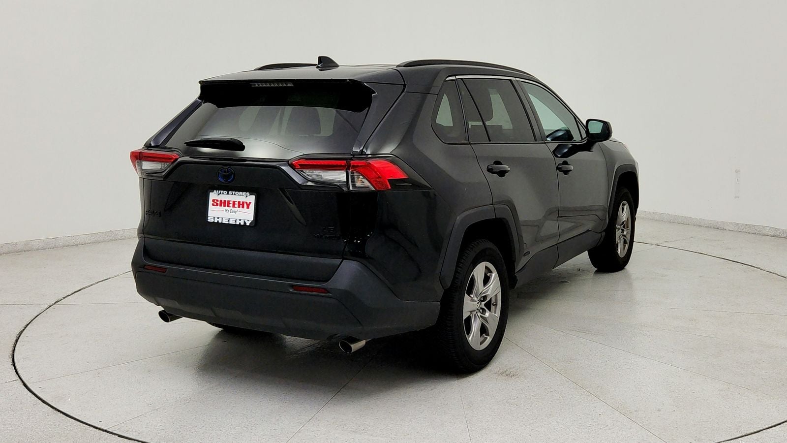 2022 Toyota RAV4 Hybrid LE