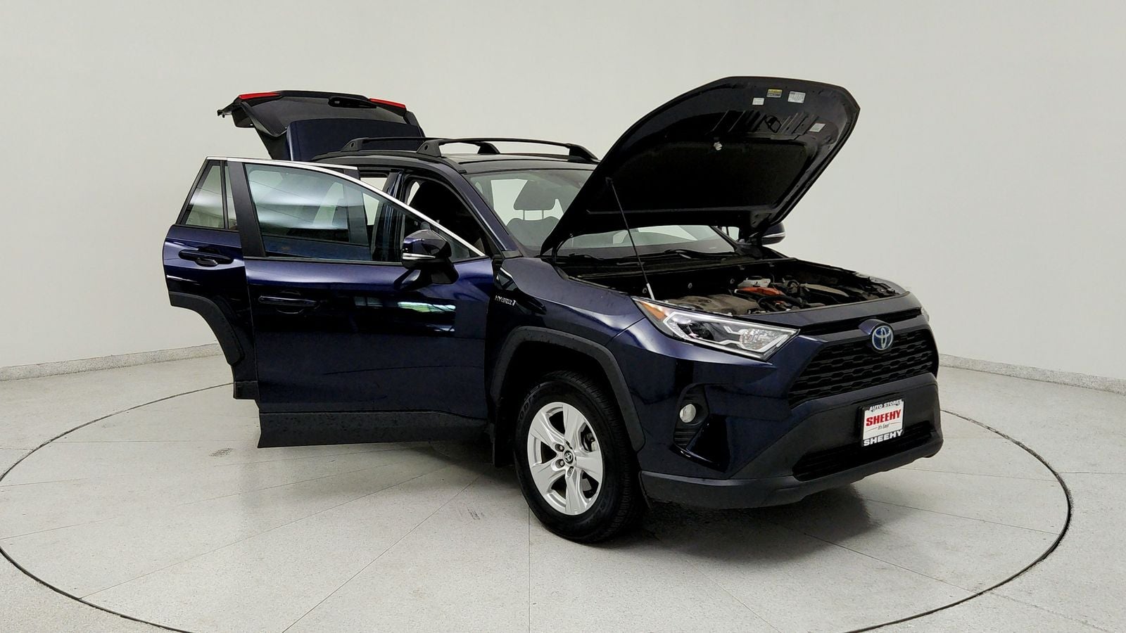 2021 Toyota RAV4 Hybrid XLE