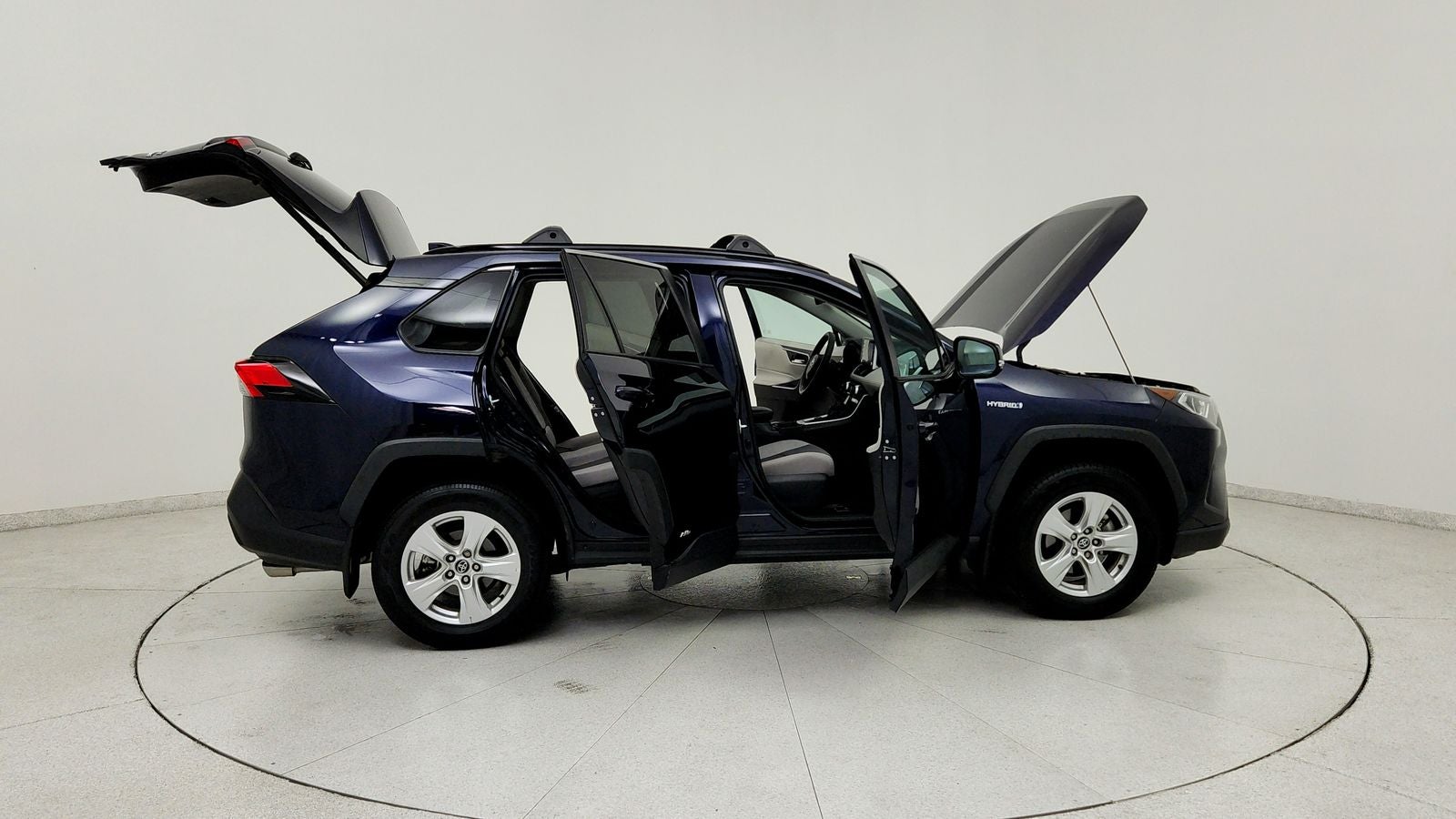 2021 Toyota RAV4 Hybrid XLE
