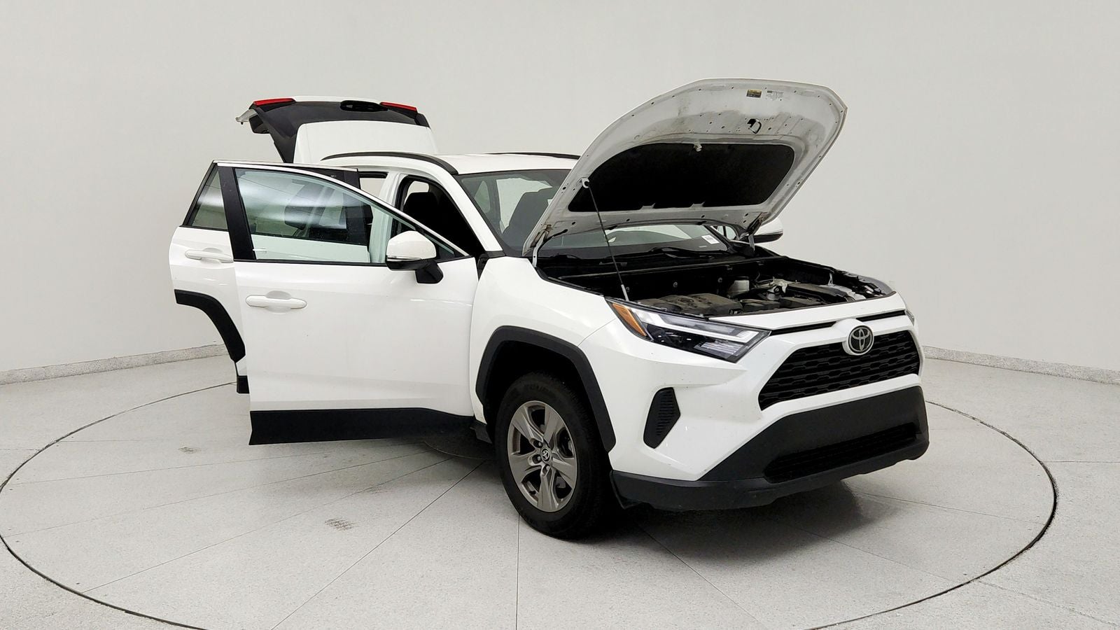 2024 Toyota RAV4 XLE