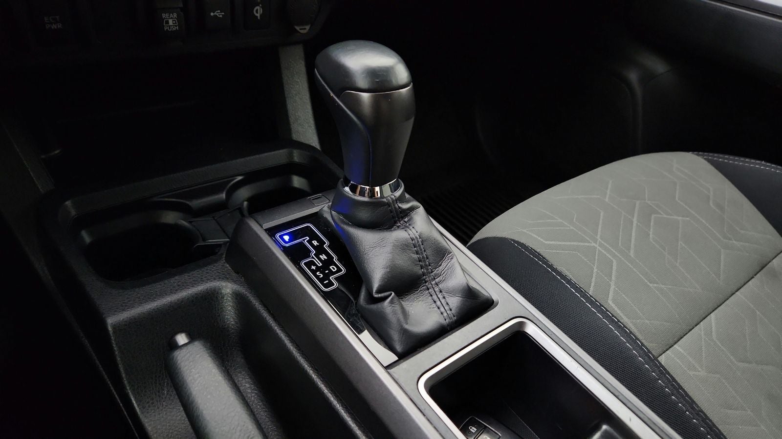 2022 Toyota Tacoma TRD Off-Road V6