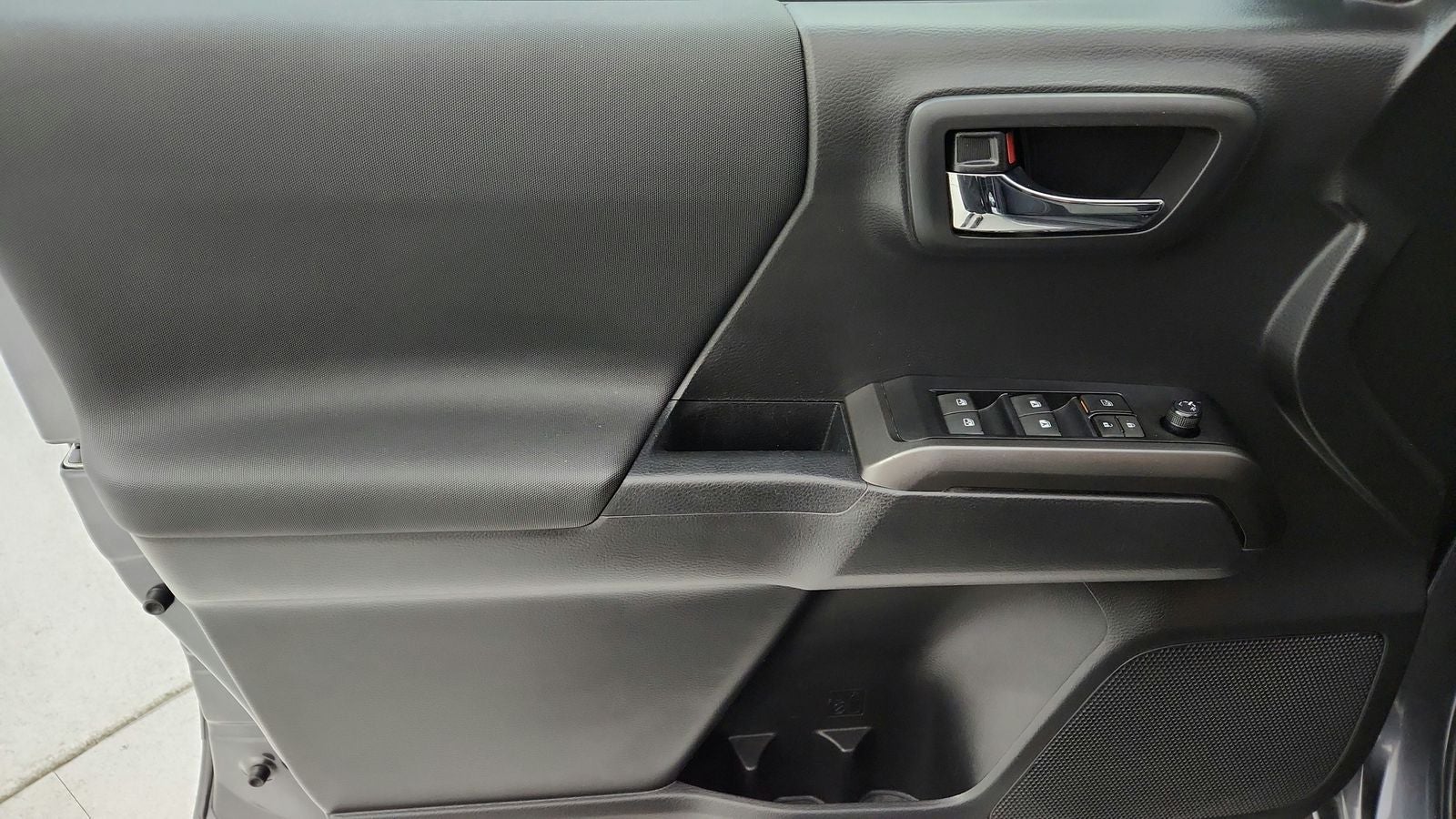 2022 Toyota Tacoma TRD Off-Road V6