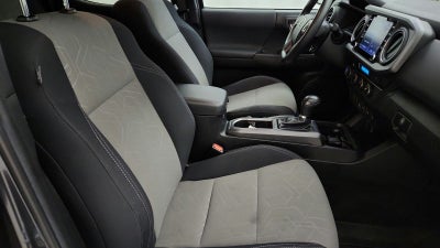 2022 Toyota Tacoma TRD Off-Road V6