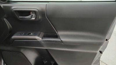2022 Toyota Tacoma TRD Off-Road V6