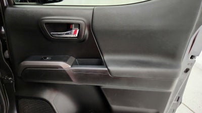 2022 Toyota Tacoma TRD Off-Road V6
