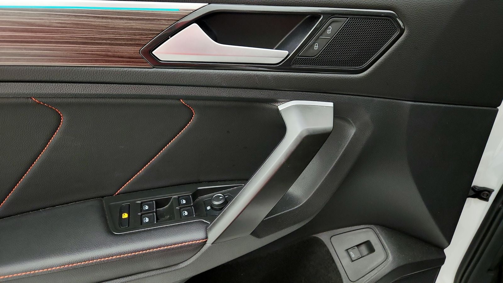 2024 Volkswagen Tiguan 2.0T Wolfsburg Edition