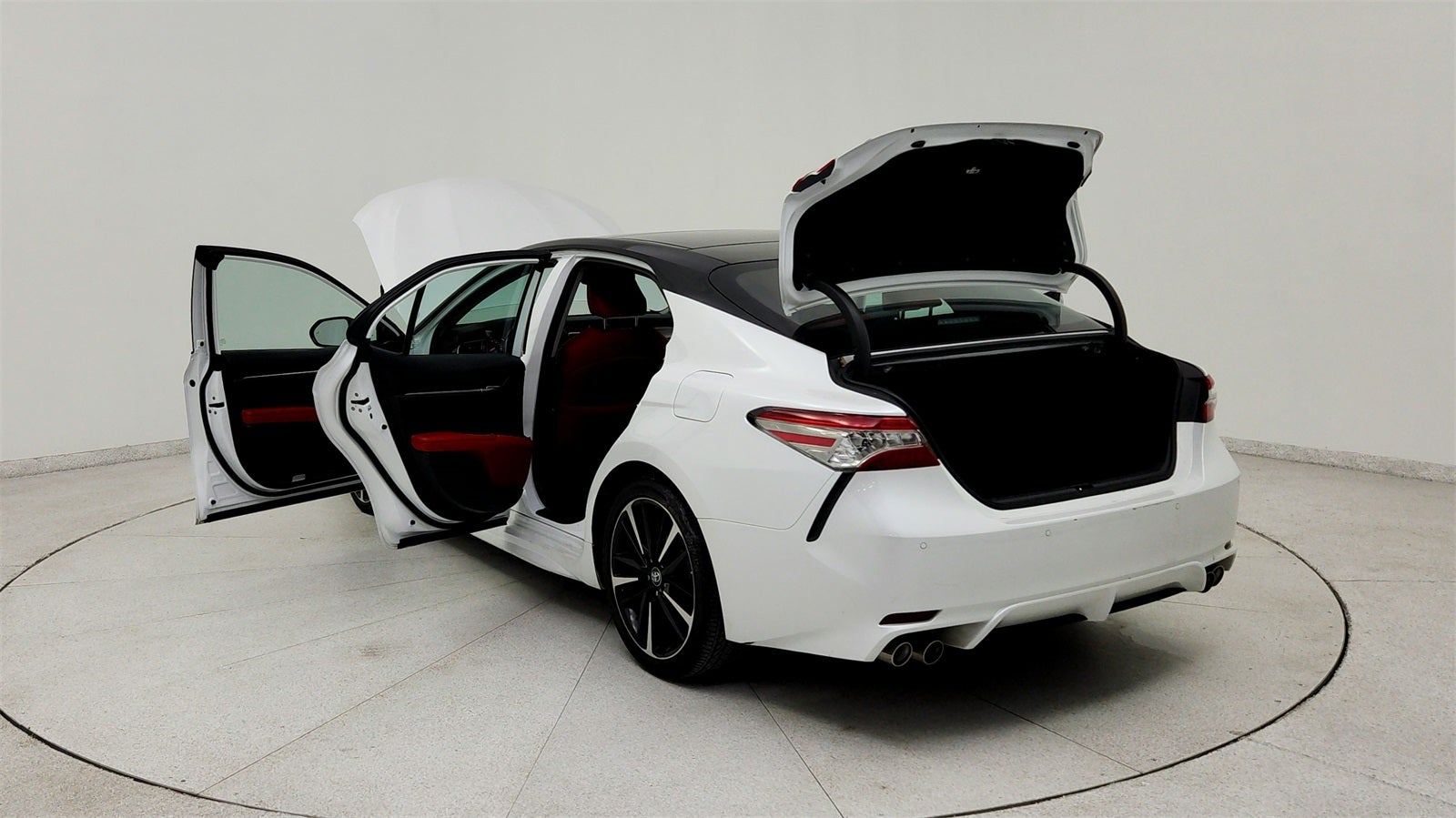 2019 Toyota Camry XSE