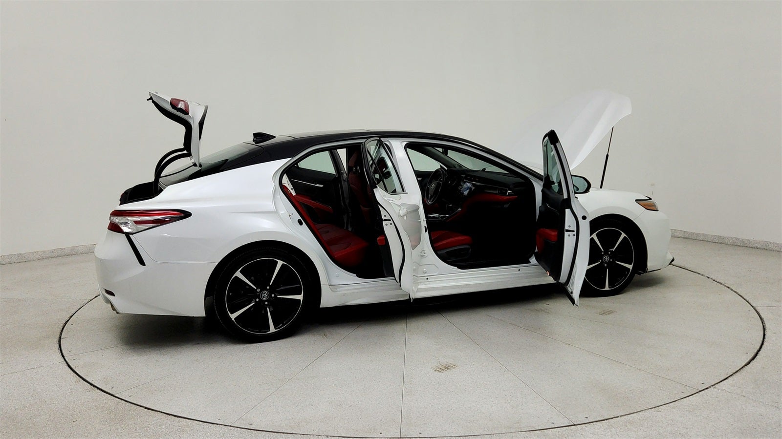 2019 Toyota Camry XSE