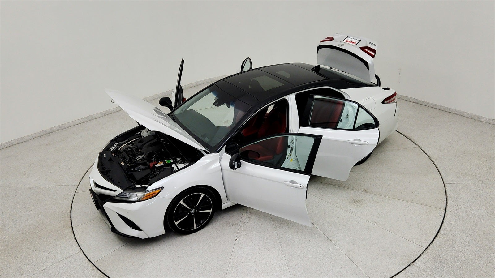 2019 Toyota Camry XSE