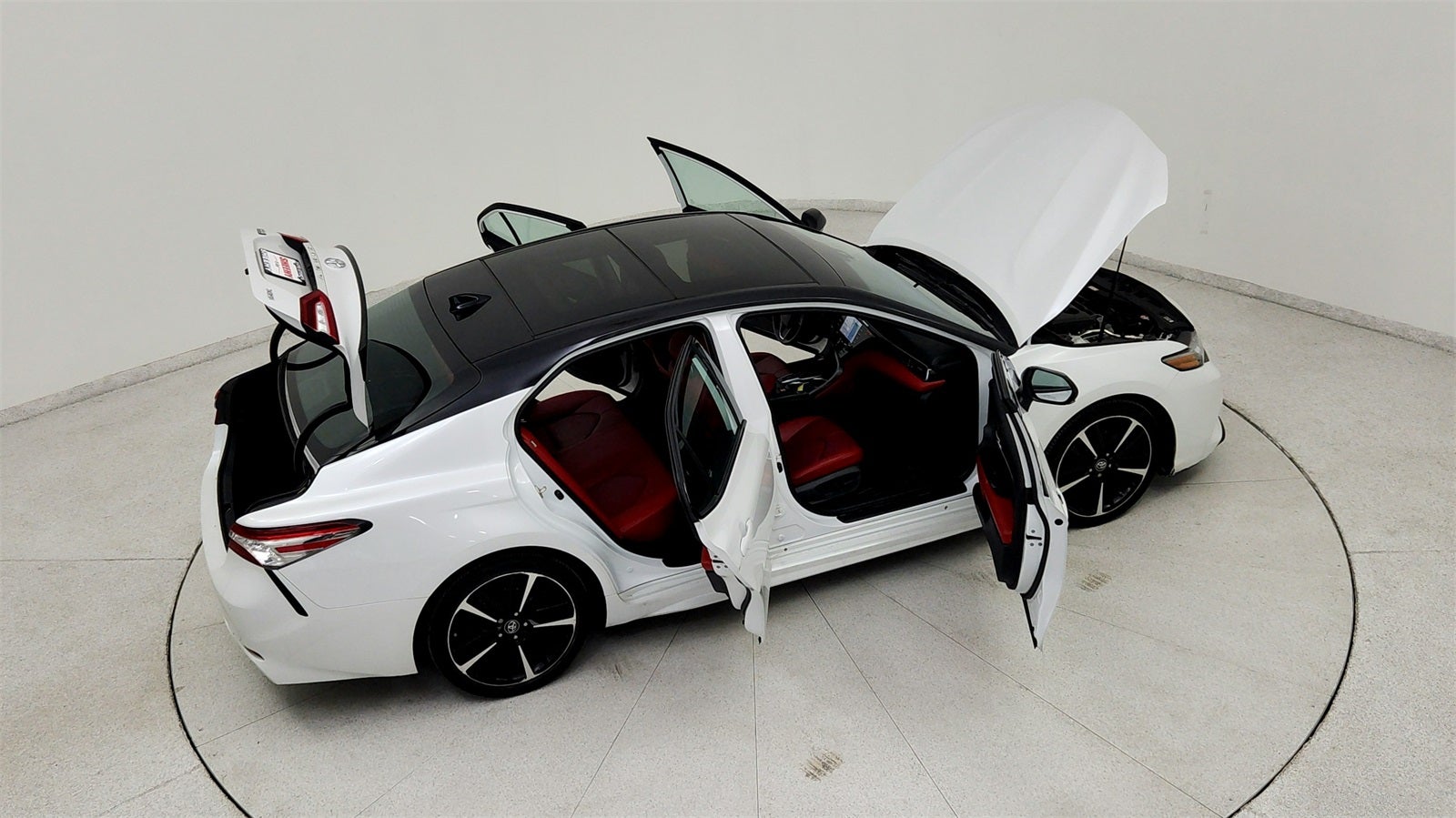 2019 Toyota Camry XSE