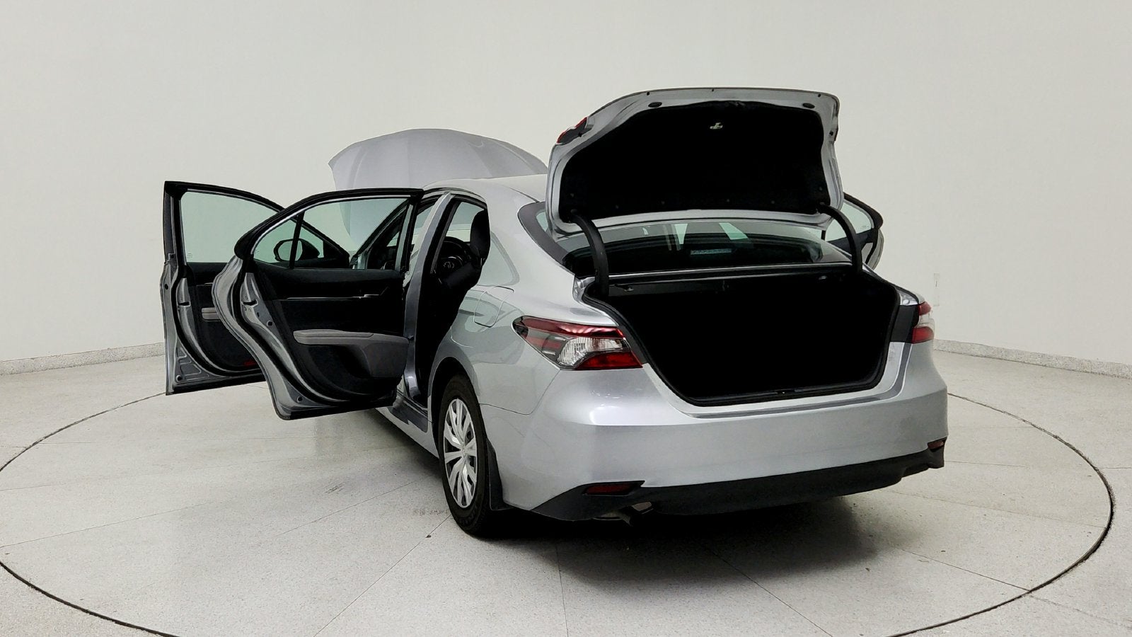 2024 Toyota Camry Hybrid LE