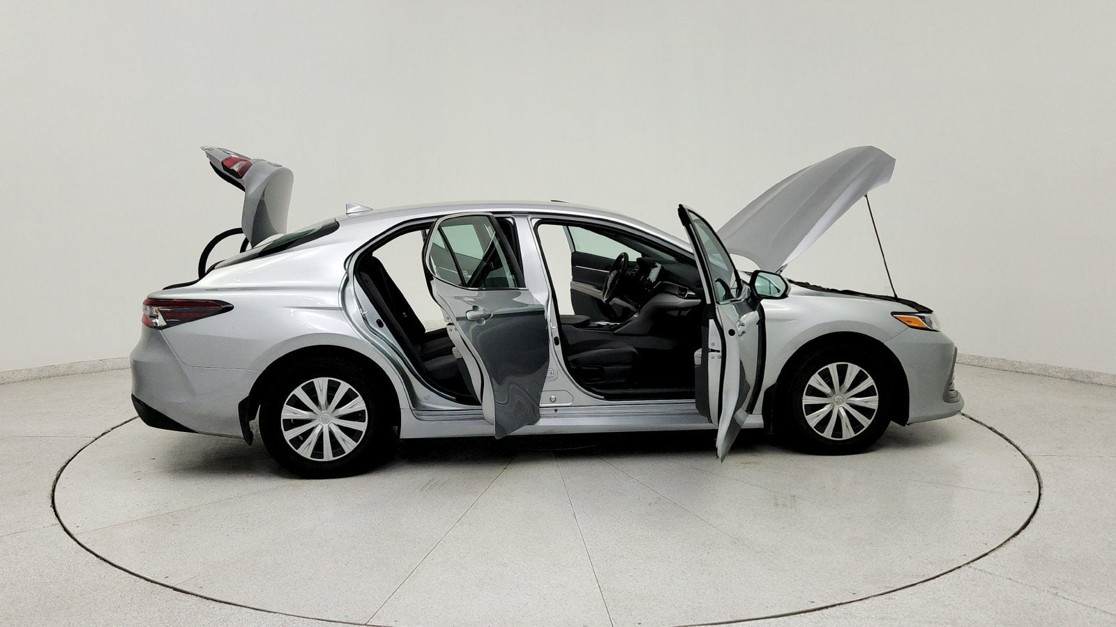 2024 Toyota Camry Hybrid LE