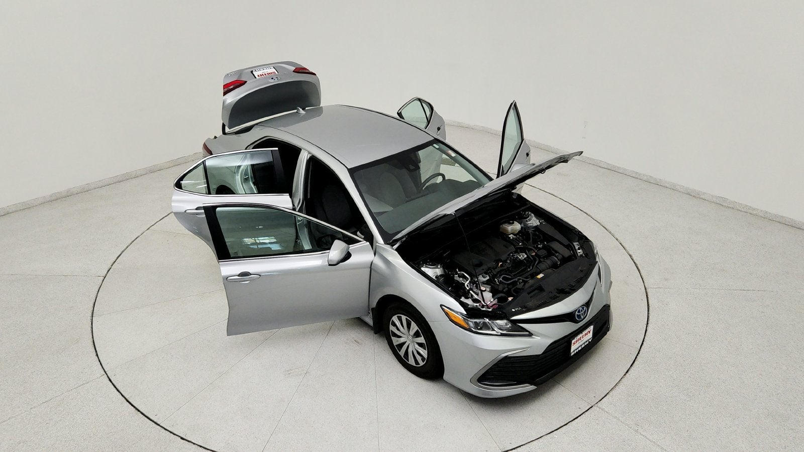 2024 Toyota Camry Hybrid LE