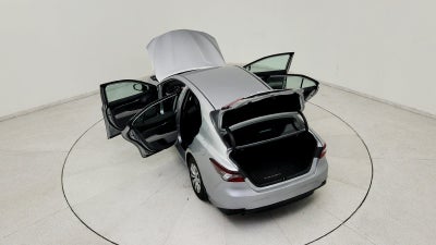 2024 Toyota Camry Hybrid LE