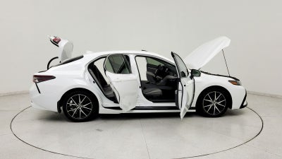 2024 Toyota Camry Hybrid SE