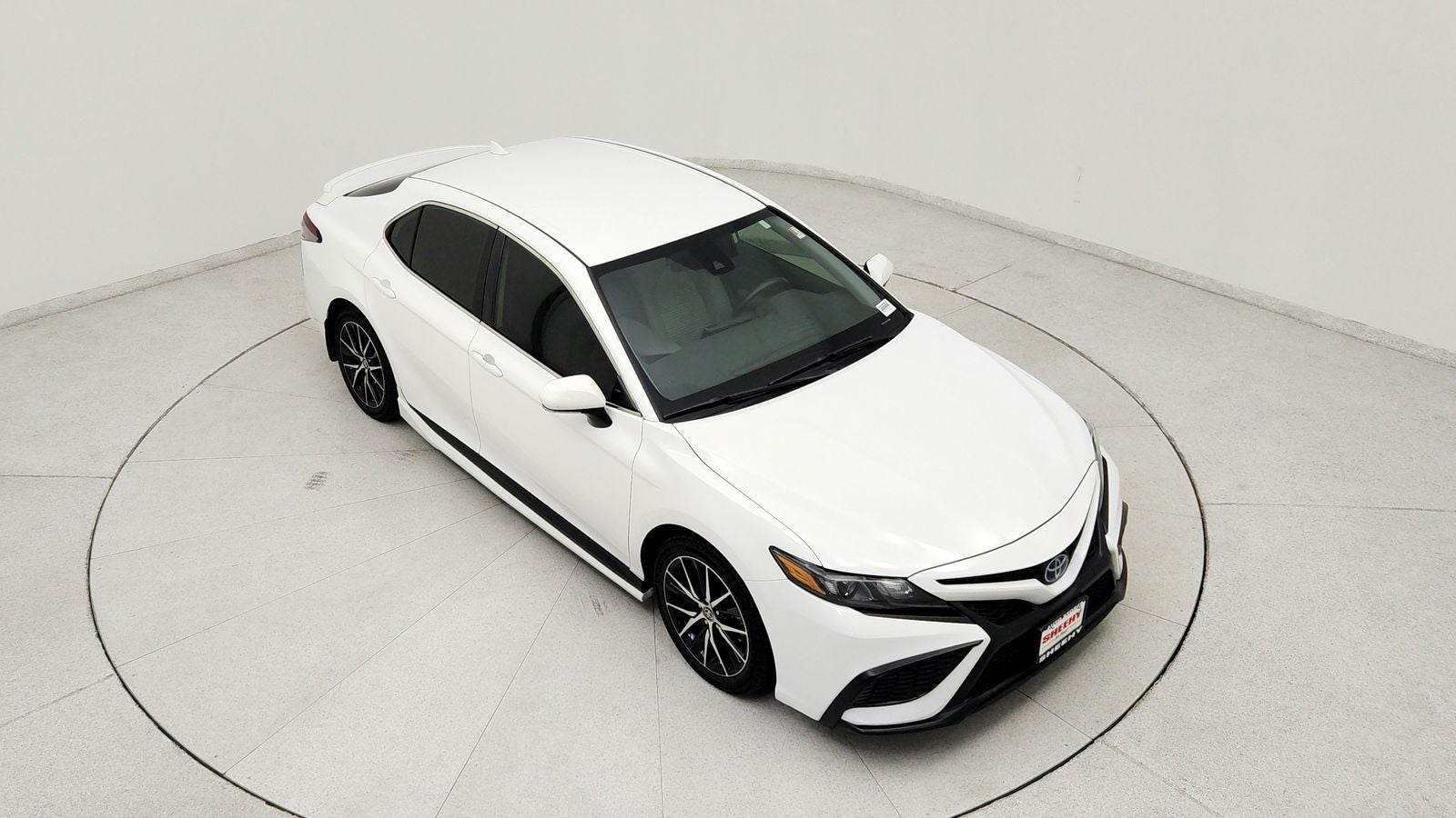 2024 Toyota Camry Hybrid SE