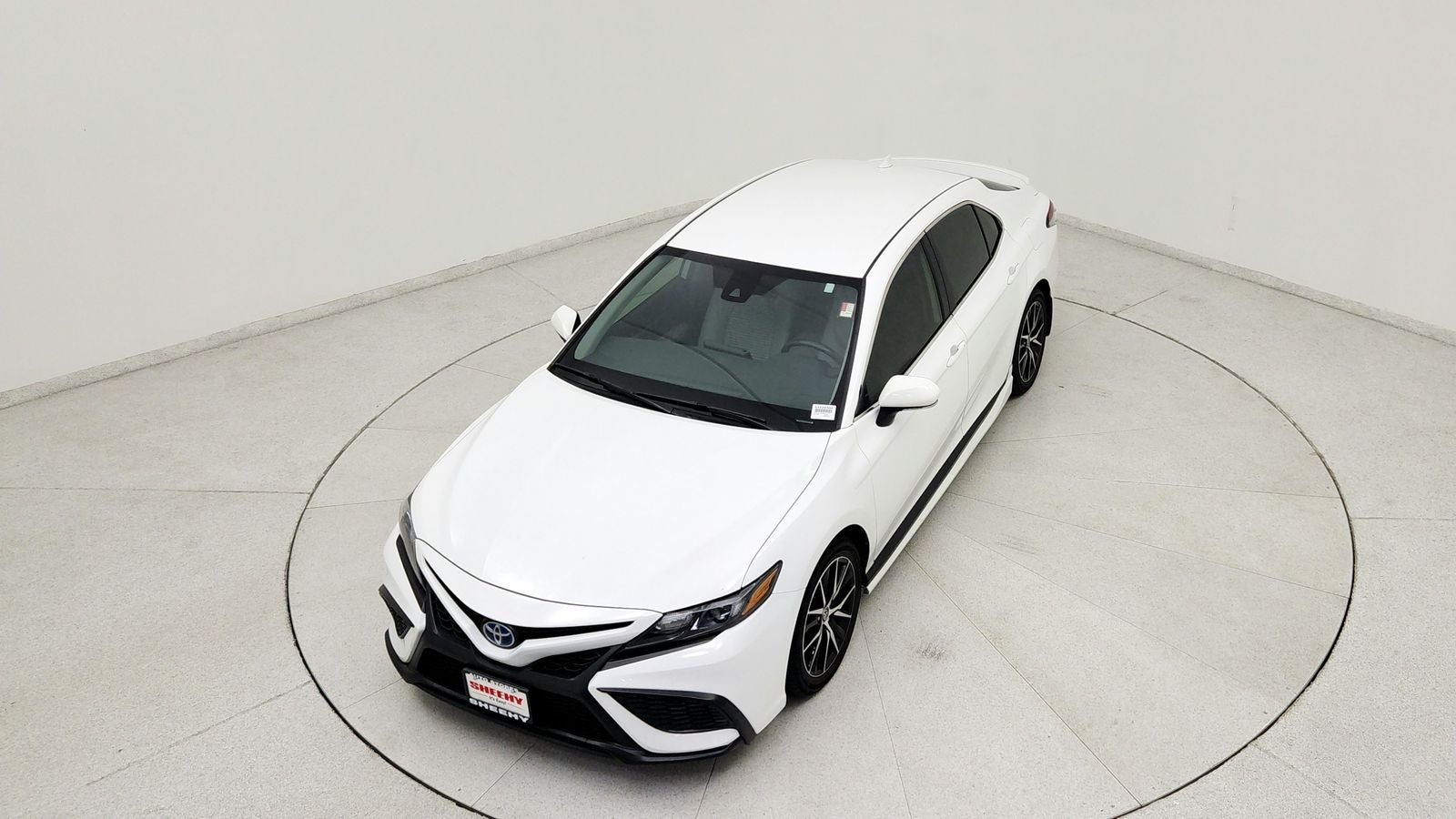 2024 Toyota Camry Hybrid SE
