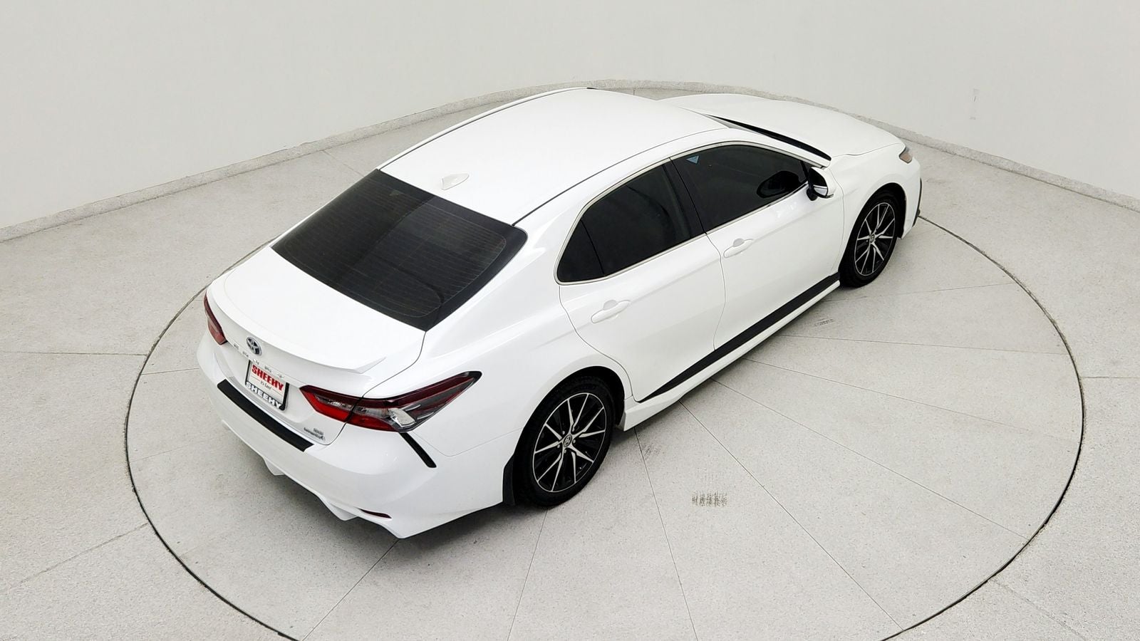 2024 Toyota Camry Hybrid SE