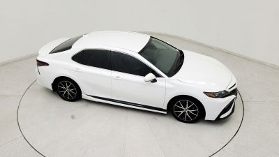 2024 Toyota Camry Hybrid SE