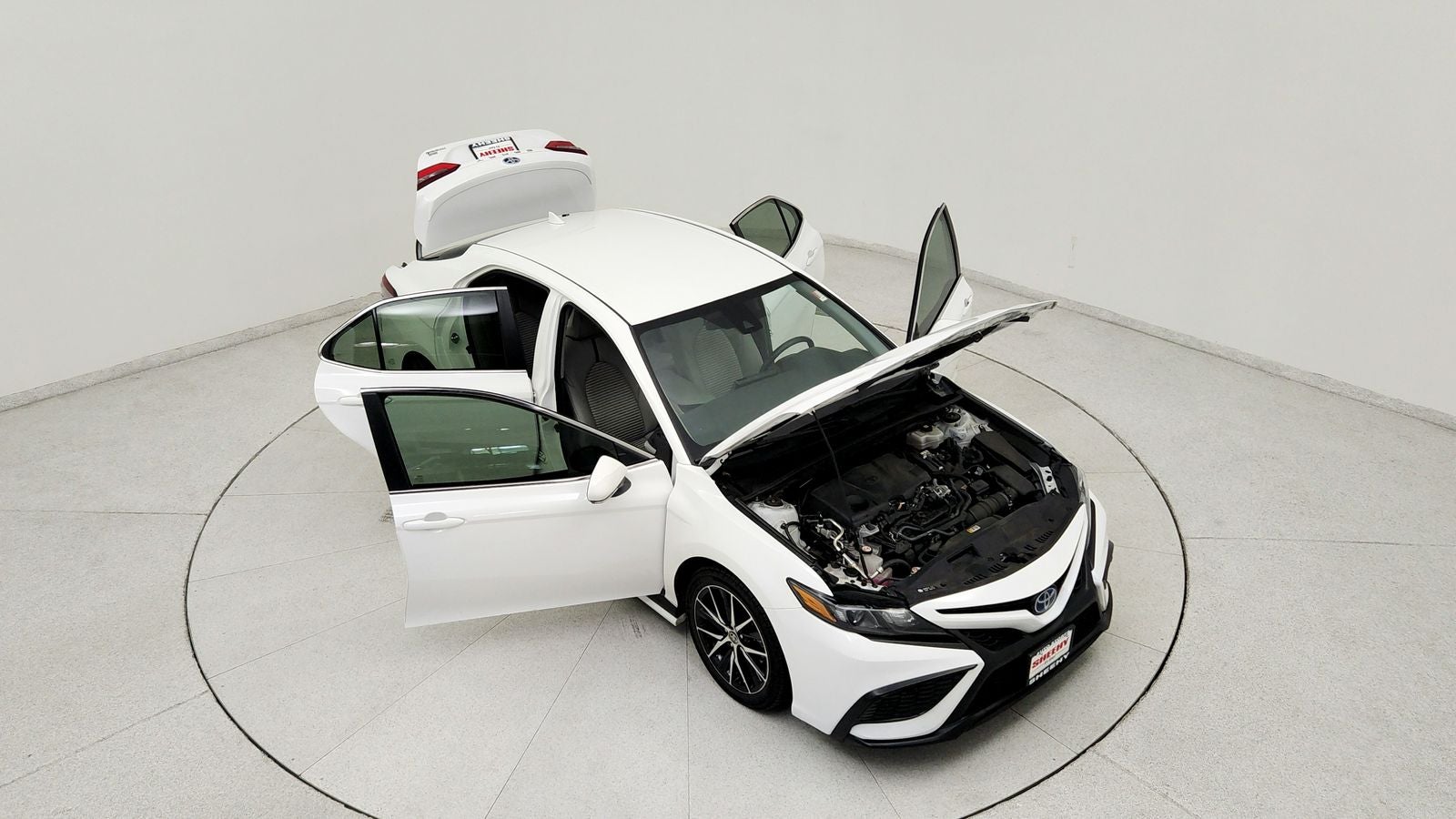 2024 Toyota Camry Hybrid SE