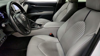 2024 Toyota Camry Hybrid SE