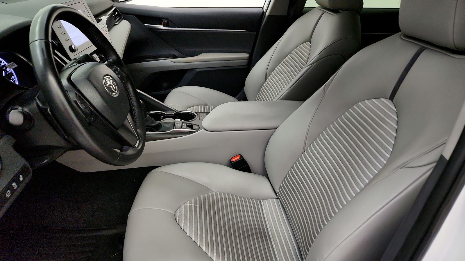 2024 Toyota Camry Hybrid SE