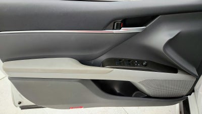 2024 Toyota Camry Hybrid SE