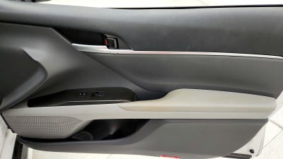 2024 Toyota Camry Hybrid SE