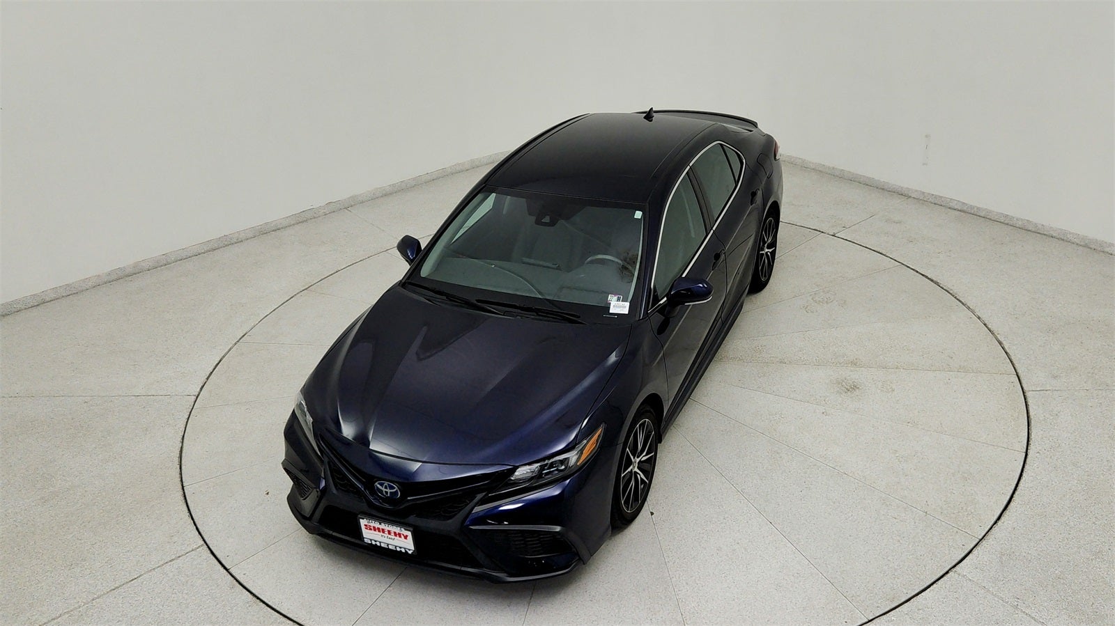 2022 Toyota Camry Hybrid SE