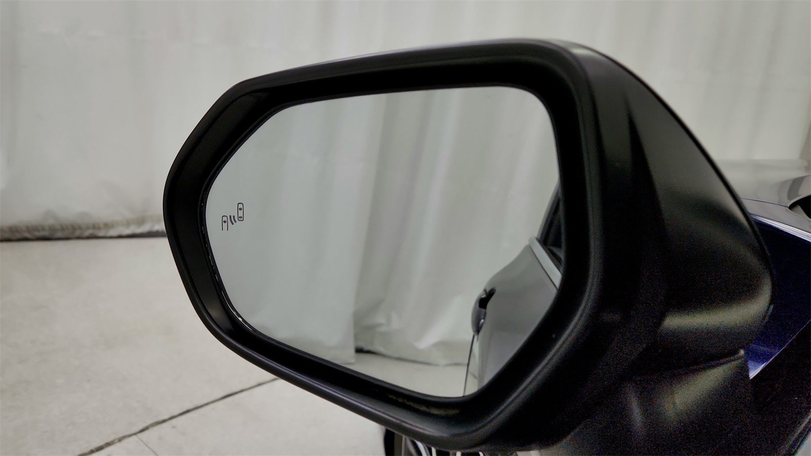 2022 Toyota Camry Hybrid SE