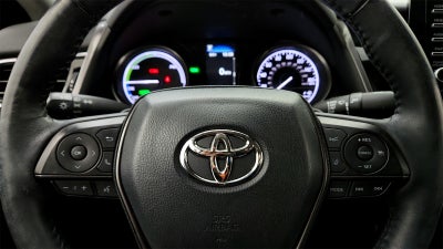 2022 Toyota Camry Hybrid SE