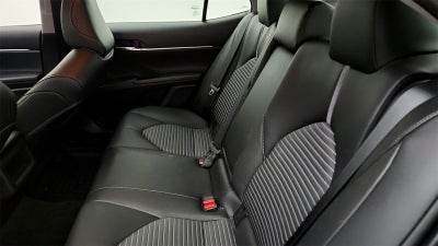 2022 Toyota Camry Hybrid SE